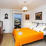Nika Family Apartments